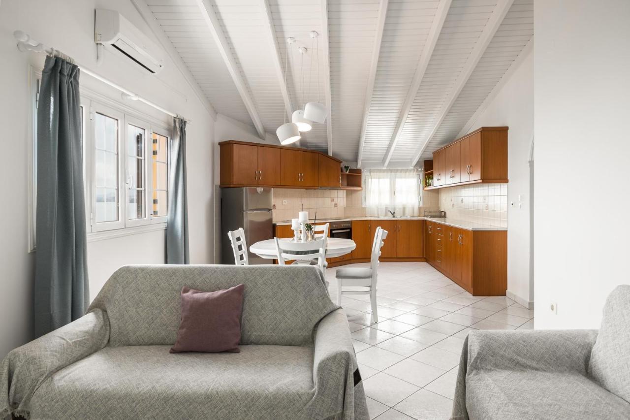 The Seaview Corner Apartments By Konnect, Ipsos Corfu Extérieur photo
