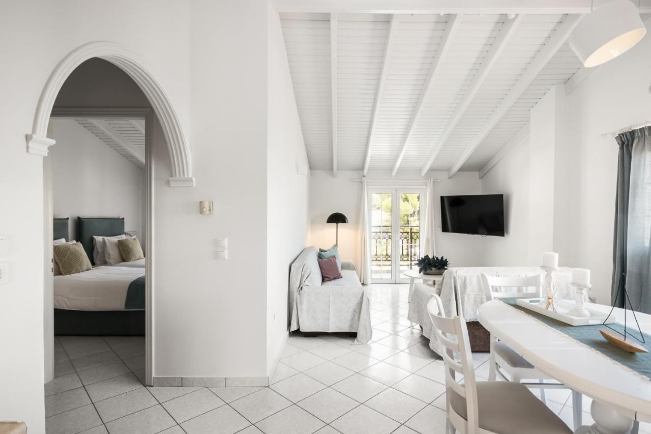 The Seaview Corner Apartments By Konnect, Ipsos Corfu Extérieur photo